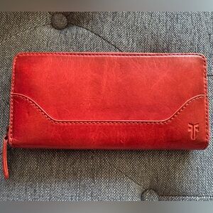 Frye Melissa Leather Zip Wallet in Red, brand new without tags